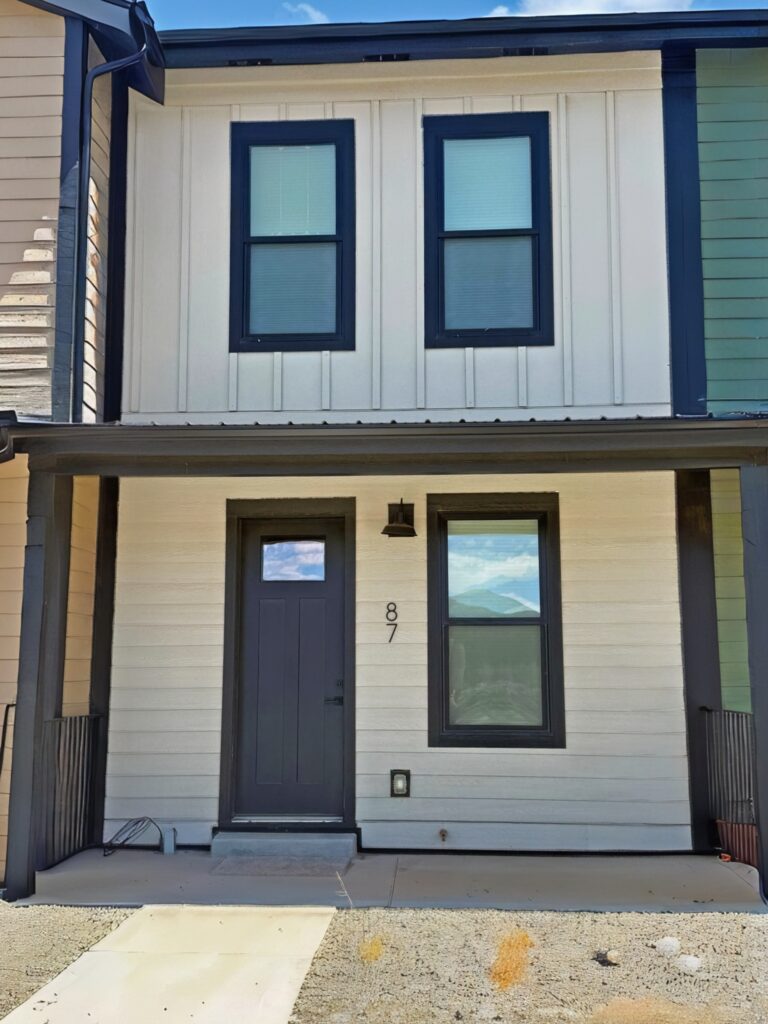 2BR Townhome
